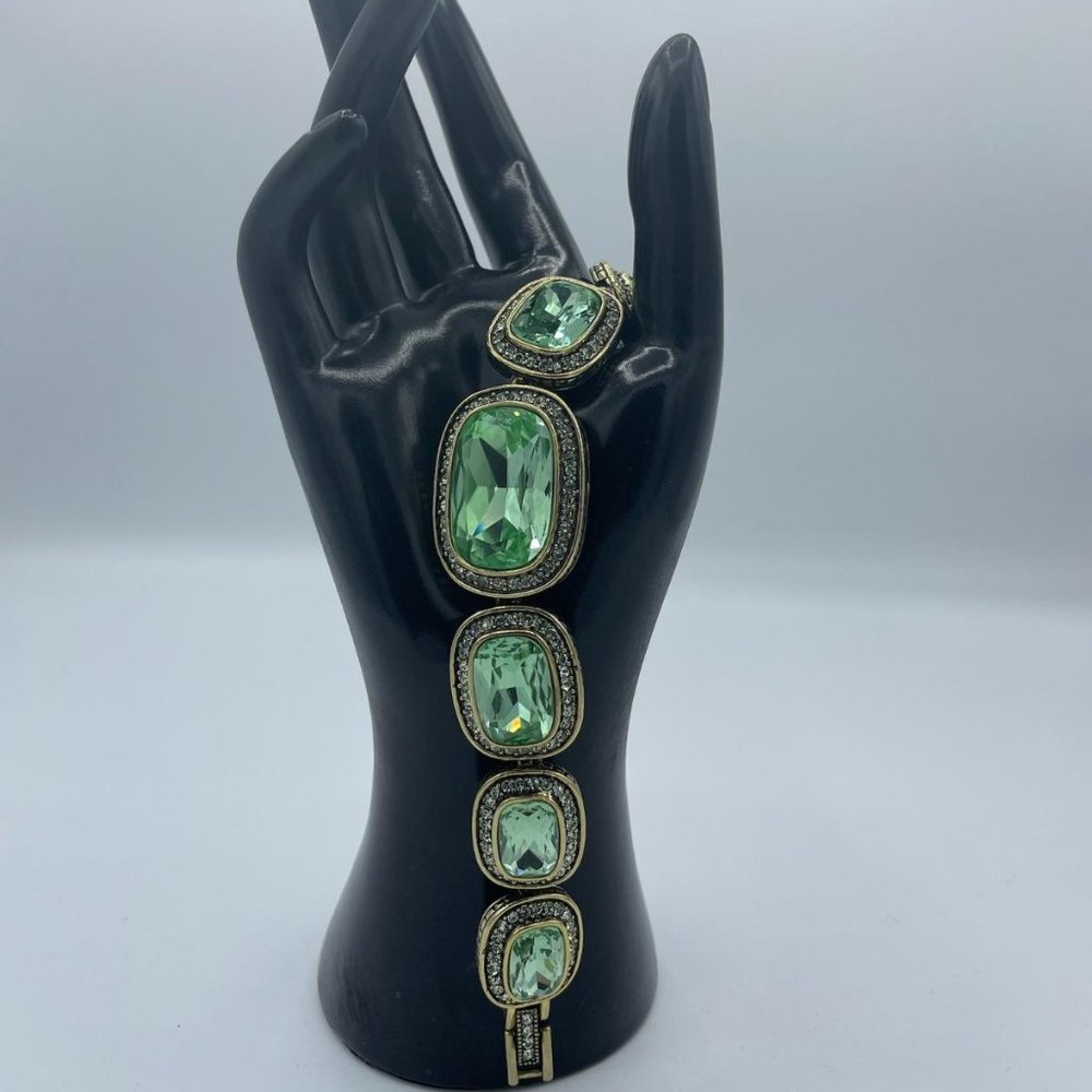 Heidi Daus Green Stone Necklace, Earring and Bracelet Matching Set - Picture 7 of 10